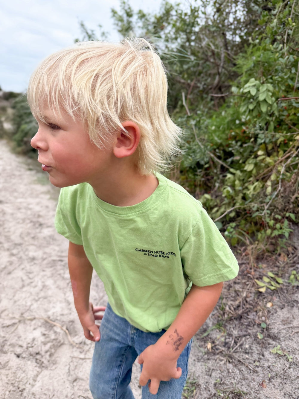 Garden hose Kids > iPad Kids T-Shirt - Tuck & Char Co.